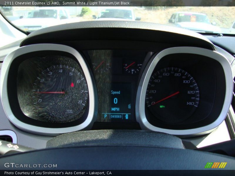 Summit White / Light Titanium/Jet Black 2011 Chevrolet Equinox LS AWD