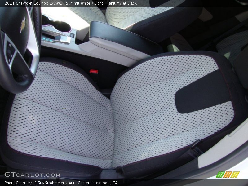 Summit White / Light Titanium/Jet Black 2011 Chevrolet Equinox LS AWD
