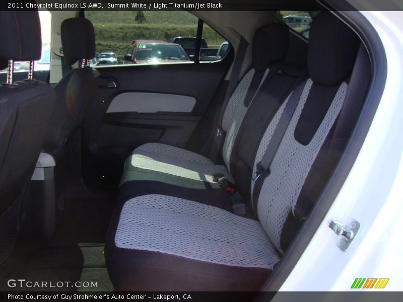 Summit White / Light Titanium/Jet Black 2011 Chevrolet Equinox LS AWD