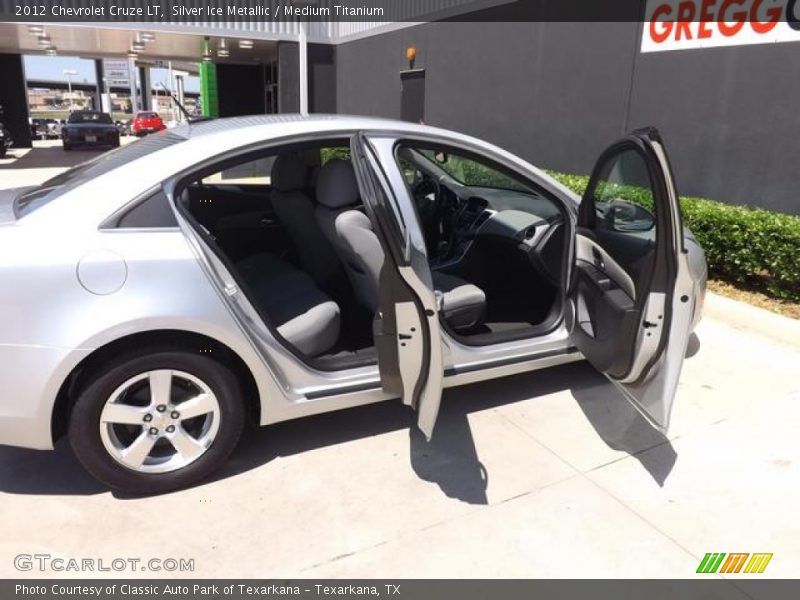 Silver Ice Metallic / Medium Titanium 2012 Chevrolet Cruze LT