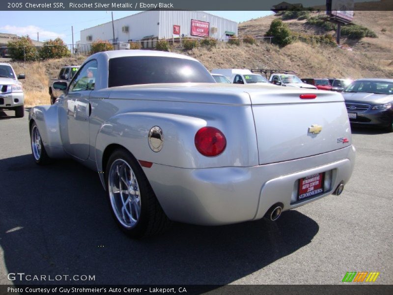 Ricochet Silver Metallic / Ebony Black 2005 Chevrolet SSR