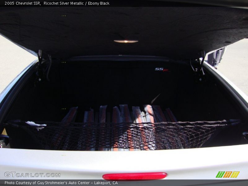 Ricochet Silver Metallic / Ebony Black 2005 Chevrolet SSR