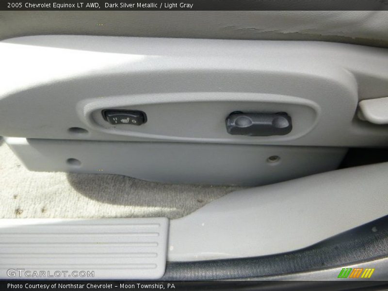 Dark Silver Metallic / Light Gray 2005 Chevrolet Equinox LT AWD