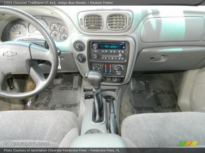 Indigo Blue Metallic / Medium Pewter 2004 Chevrolet TrailBlazer LT 4x4