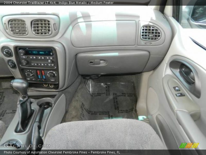 Indigo Blue Metallic / Medium Pewter 2004 Chevrolet TrailBlazer LT 4x4