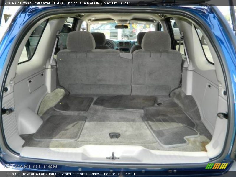 Indigo Blue Metallic / Medium Pewter 2004 Chevrolet TrailBlazer LT 4x4