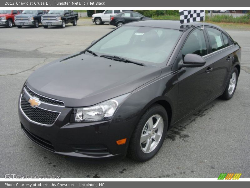 Tungsten Metallic / Jet Black 2013 Chevrolet Cruze LT