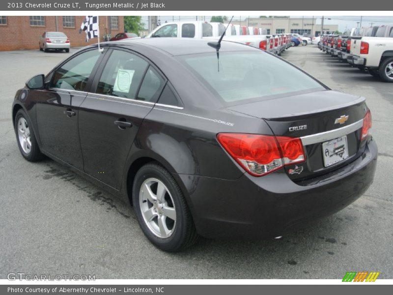 Tungsten Metallic / Jet Black 2013 Chevrolet Cruze LT