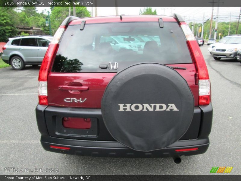 Redondo Red Pearl / Ivory 2006 Honda CR-V EX