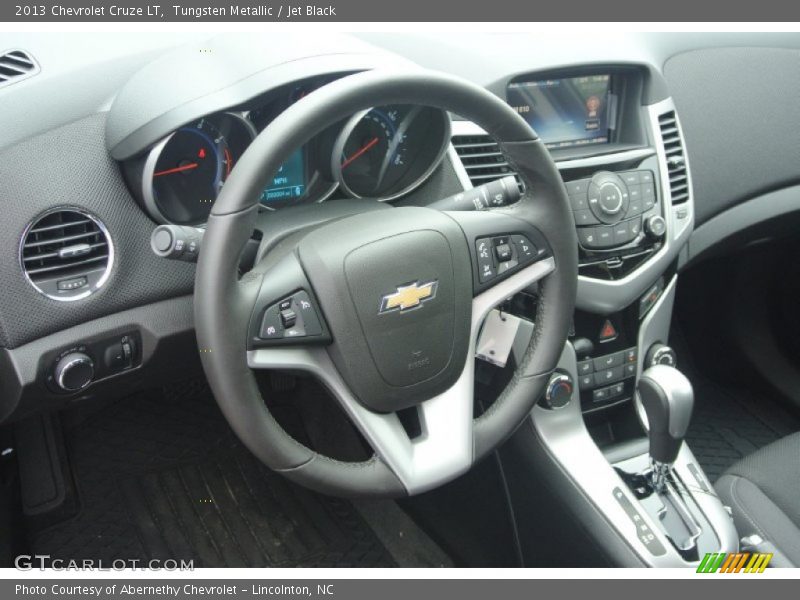 Tungsten Metallic / Jet Black 2013 Chevrolet Cruze LT