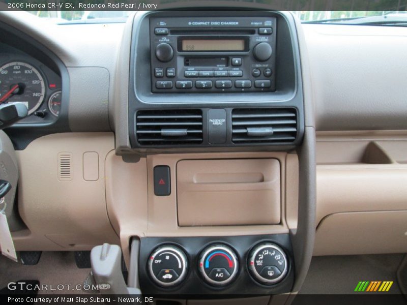 Controls of 2006 CR-V EX