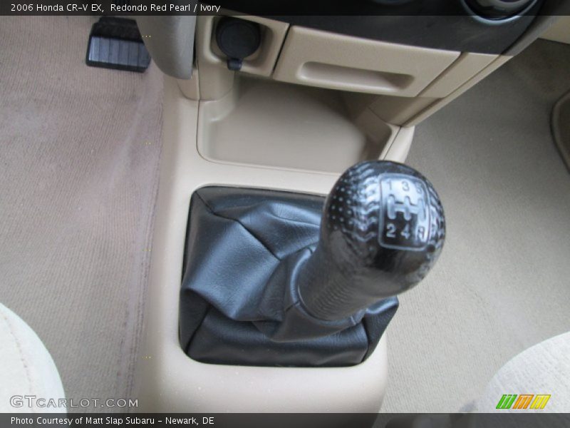  2006 CR-V EX 5 Speed Manual Shifter