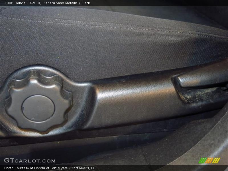 Sahara Sand Metallic / Black 2006 Honda CR-V LX
