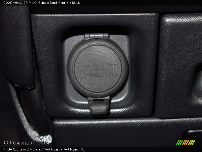 Sahara Sand Metallic / Black 2006 Honda CR-V LX