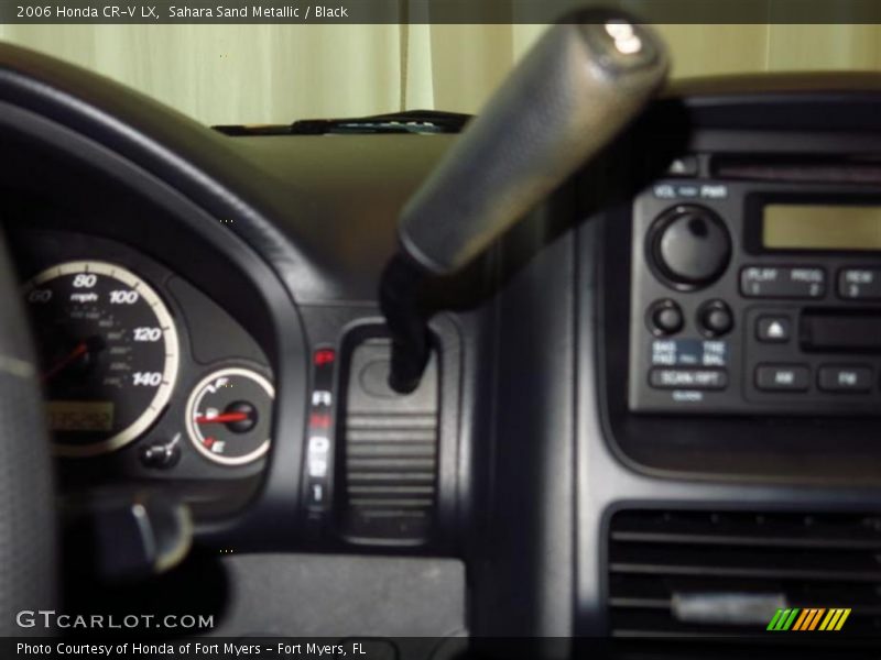 Sahara Sand Metallic / Black 2006 Honda CR-V LX