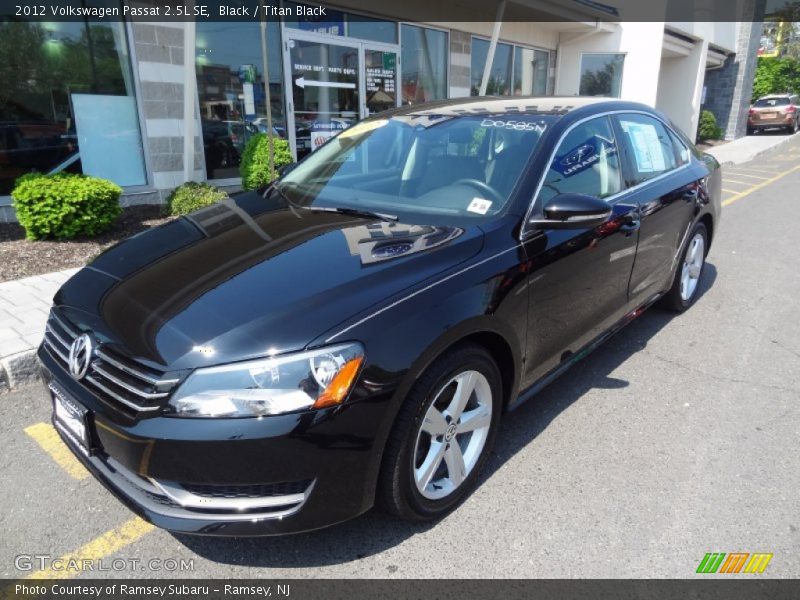 Black / Titan Black 2012 Volkswagen Passat 2.5L SE