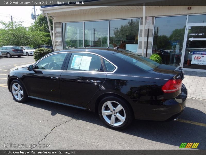 Black / Titan Black 2012 Volkswagen Passat 2.5L SE