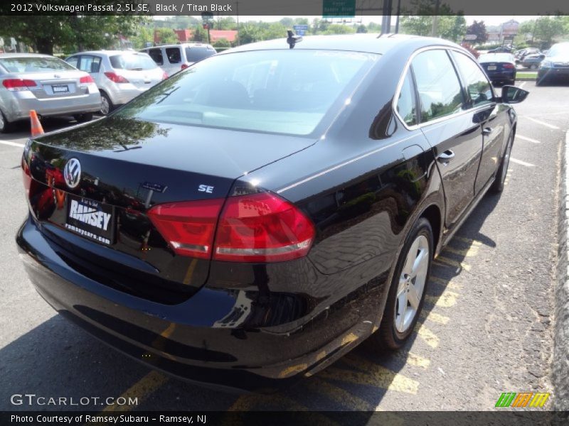 Black / Titan Black 2012 Volkswagen Passat 2.5L SE