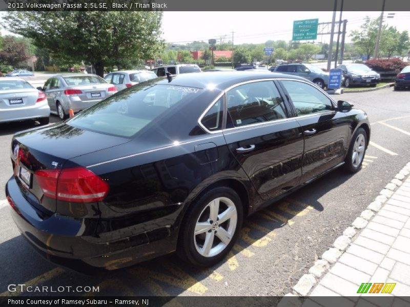 Black / Titan Black 2012 Volkswagen Passat 2.5L SE