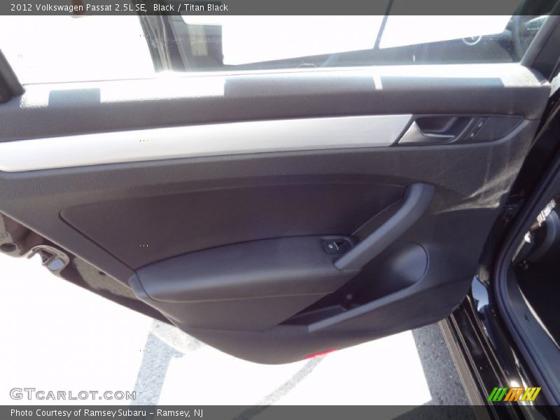 Black / Titan Black 2012 Volkswagen Passat 2.5L SE