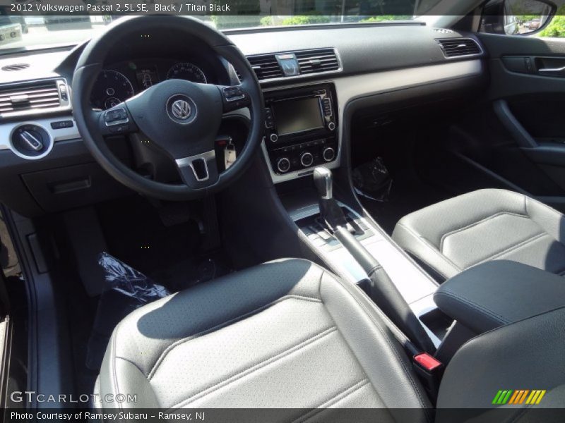 Black / Titan Black 2012 Volkswagen Passat 2.5L SE