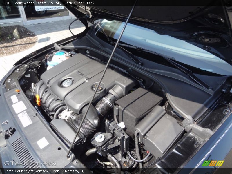 Black / Titan Black 2012 Volkswagen Passat 2.5L SE