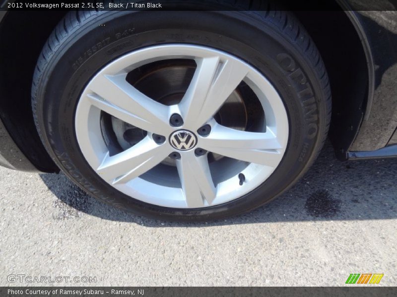 Black / Titan Black 2012 Volkswagen Passat 2.5L SE