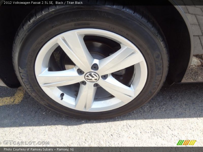 Black / Titan Black 2012 Volkswagen Passat 2.5L SE