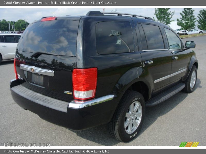 Brilliant Black Crystal Pearl / Light Graystone 2008 Chrysler Aspen Limited