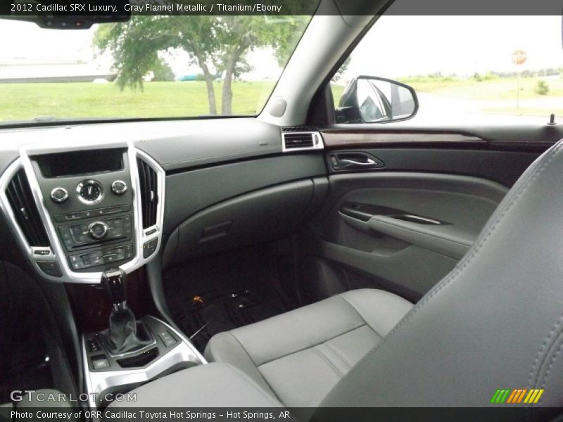 Gray Flannel Metallic / Titanium/Ebony 2012 Cadillac SRX Luxury