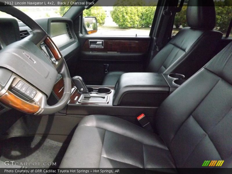  2012 Navigator L 4x2 Charcoal Black Interior