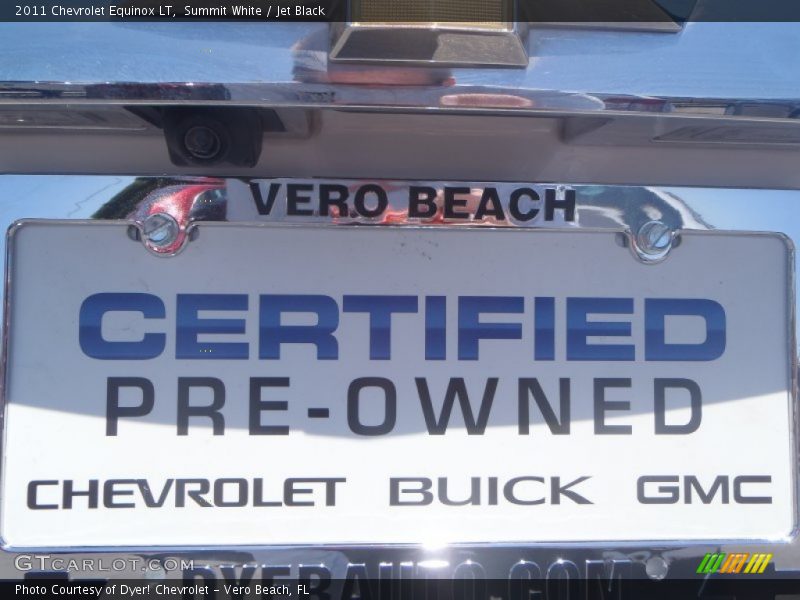 Summit White / Jet Black 2011 Chevrolet Equinox LT