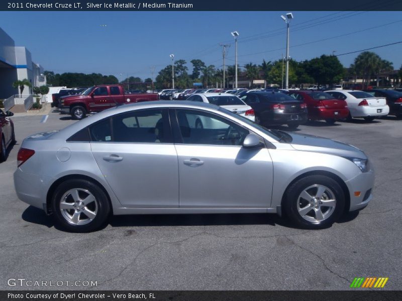 Silver Ice Metallic / Medium Titanium 2011 Chevrolet Cruze LT