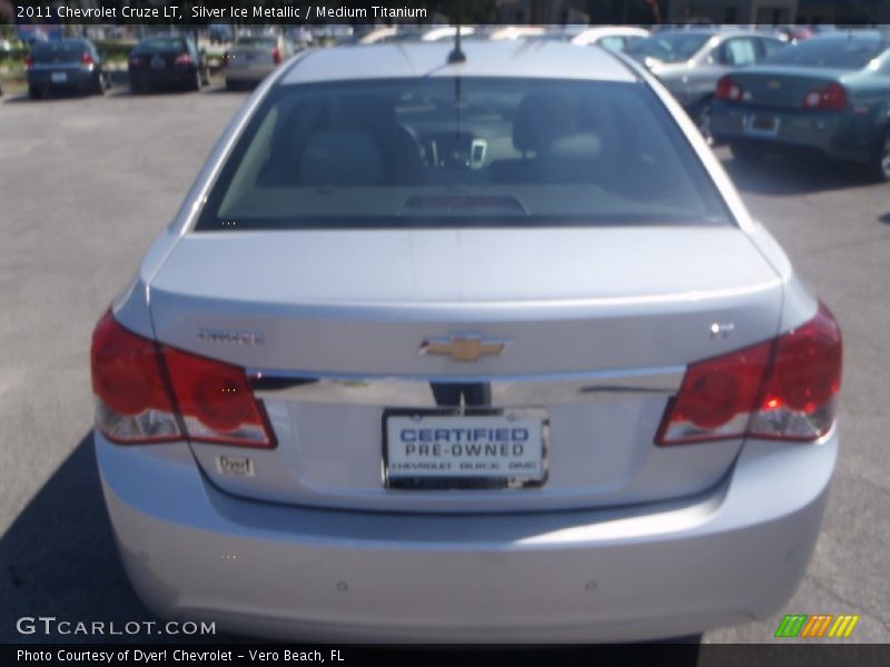Silver Ice Metallic / Medium Titanium 2011 Chevrolet Cruze LT