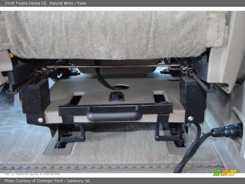 Natural White / Fawn 2008 Toyota Sienna CE