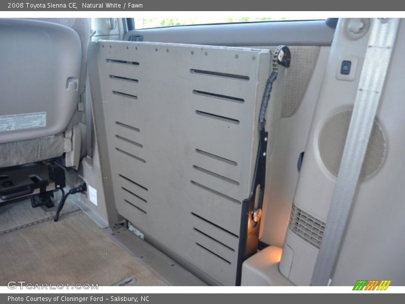 Natural White / Fawn 2008 Toyota Sienna CE