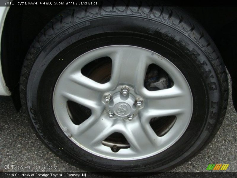 Super White / Sand Beige 2011 Toyota RAV4 I4 4WD