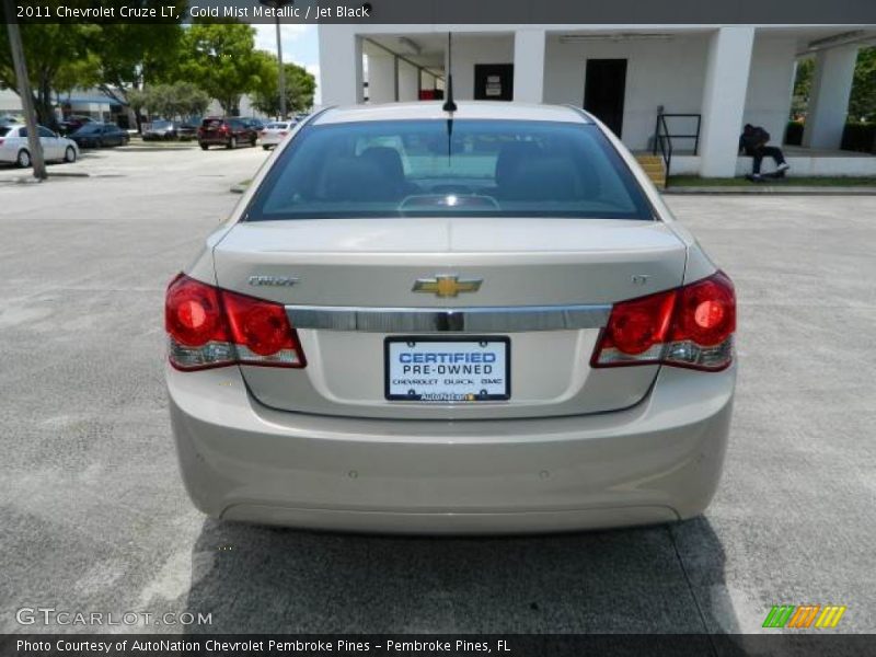 Gold Mist Metallic / Jet Black 2011 Chevrolet Cruze LT