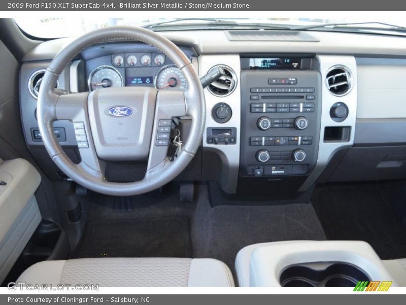 Brilliant Silver Metallic / Stone/Medium Stone 2009 Ford F150 XLT SuperCab 4x4