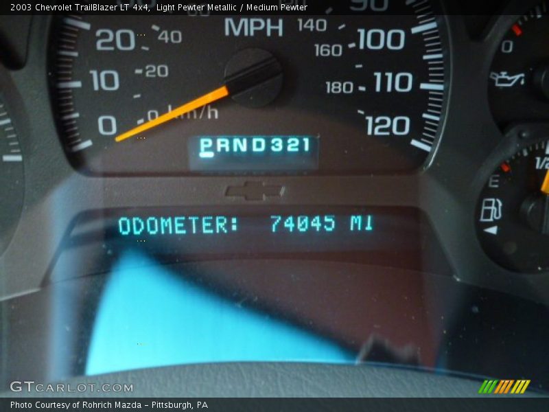 Light Pewter Metallic / Medium Pewter 2003 Chevrolet TrailBlazer LT 4x4