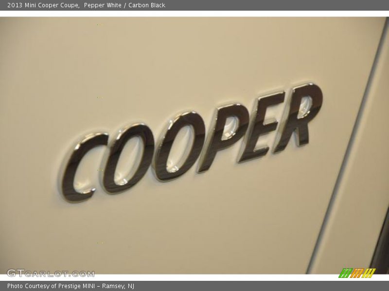 Pepper White / Carbon Black 2013 Mini Cooper Coupe