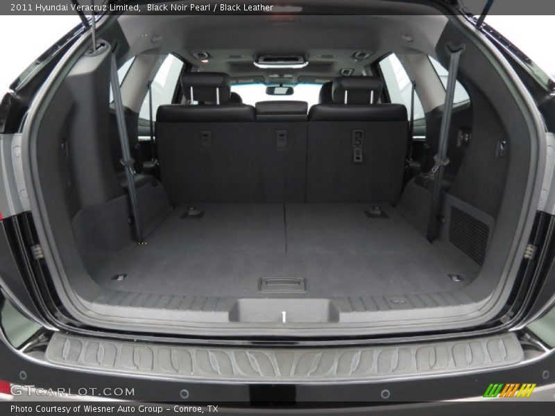 Black Noir Pearl / Black Leather 2011 Hyundai Veracruz Limited