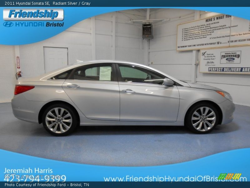 Radiant Silver / Gray 2011 Hyundai Sonata SE