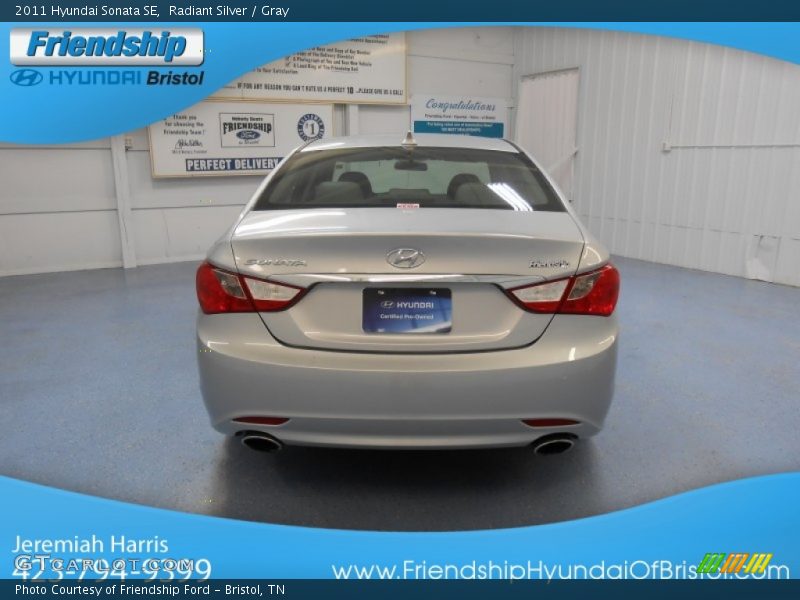 Radiant Silver / Gray 2011 Hyundai Sonata SE