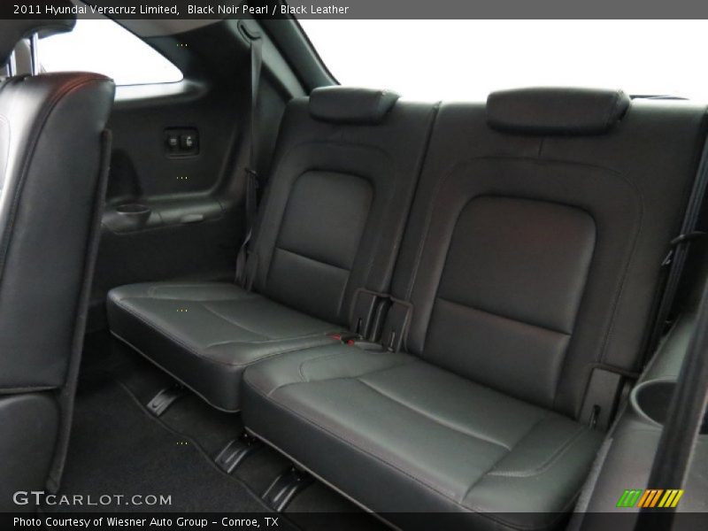 Black Noir Pearl / Black Leather 2011 Hyundai Veracruz Limited