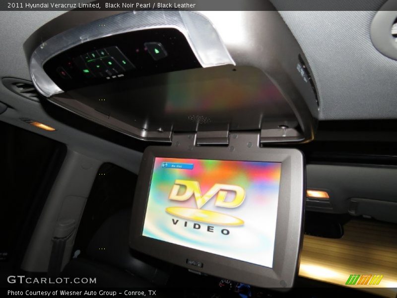 Black Noir Pearl / Black Leather 2011 Hyundai Veracruz Limited