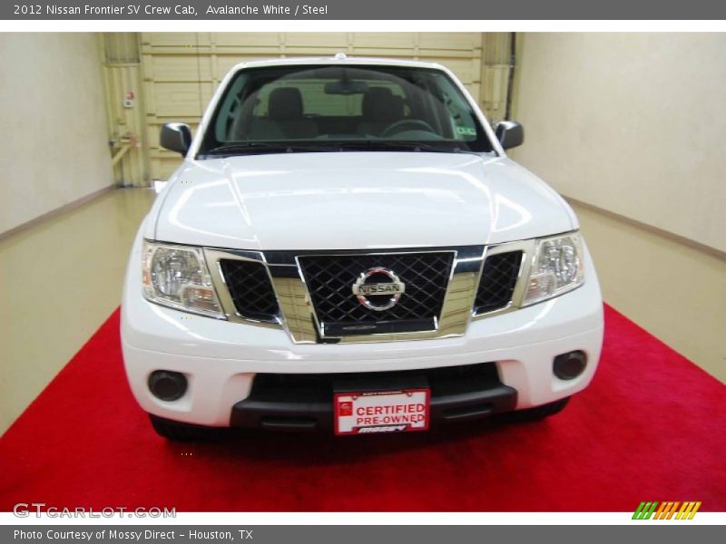 Avalanche White / Steel 2012 Nissan Frontier SV Crew Cab