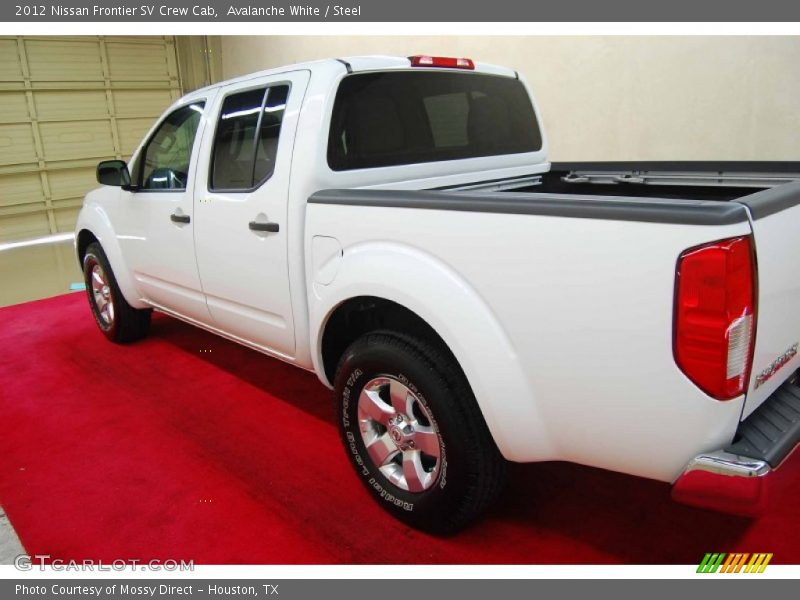 Avalanche White / Steel 2012 Nissan Frontier SV Crew Cab