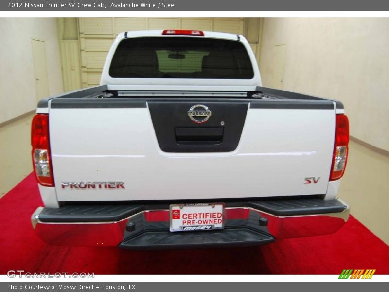 Avalanche White / Steel 2012 Nissan Frontier SV Crew Cab