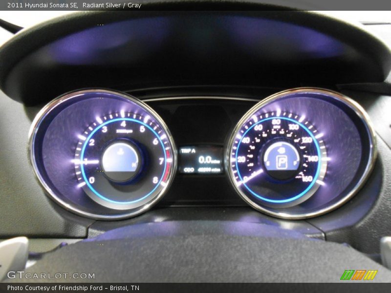 Radiant Silver / Gray 2011 Hyundai Sonata SE